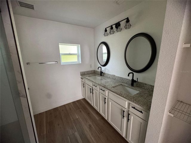 905 CENTER STREET, Plant City, FL 33563