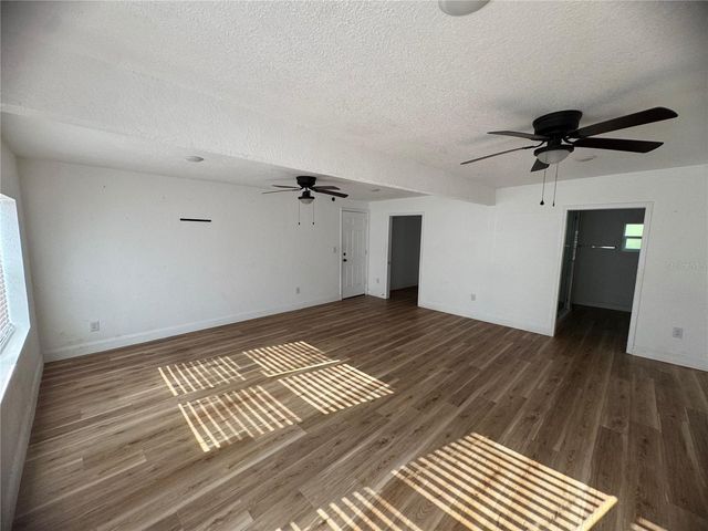 905 CENTER STREET, Plant City, FL 33563