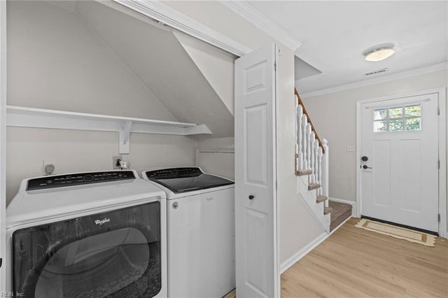 4622 Stonebridge LN, Virginia Beach, VA 23462