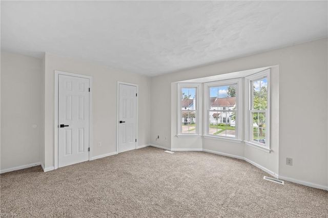4622 Stonebridge LN, Virginia Beach, VA 23462