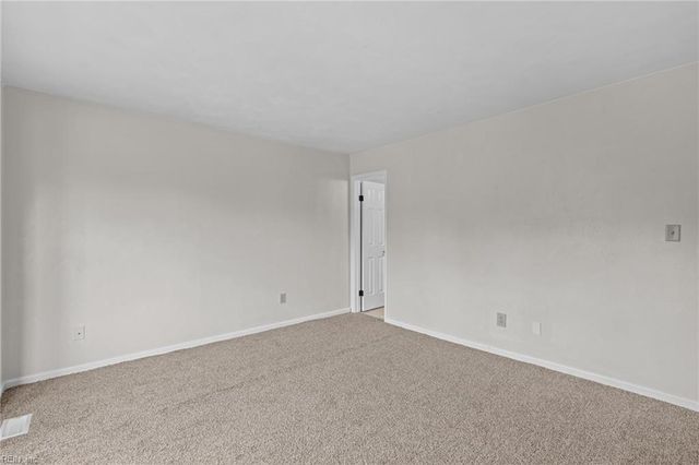 4622 Stonebridge LN, Virginia Beach, VA 23462