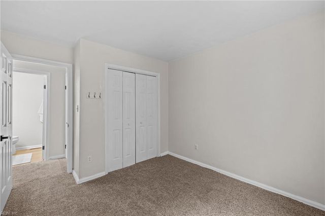 4622 Stonebridge LN, Virginia Beach, VA 23462