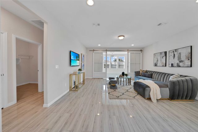 7616 Heritage Drive, Little Elm, TX 76227