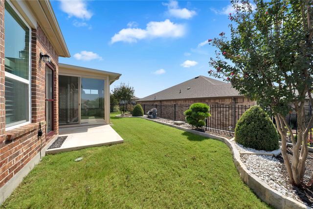7616 Heritage Drive, Little Elm, TX 76227