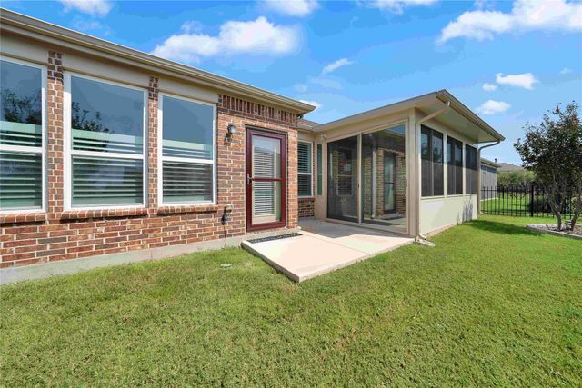 7616 Heritage Drive, Little Elm, TX 76227