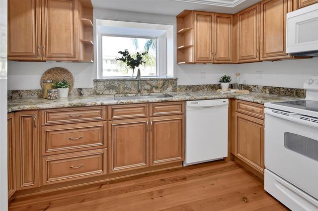 116 OAKMONT LANE, New Smyrna Beach, FL 32168