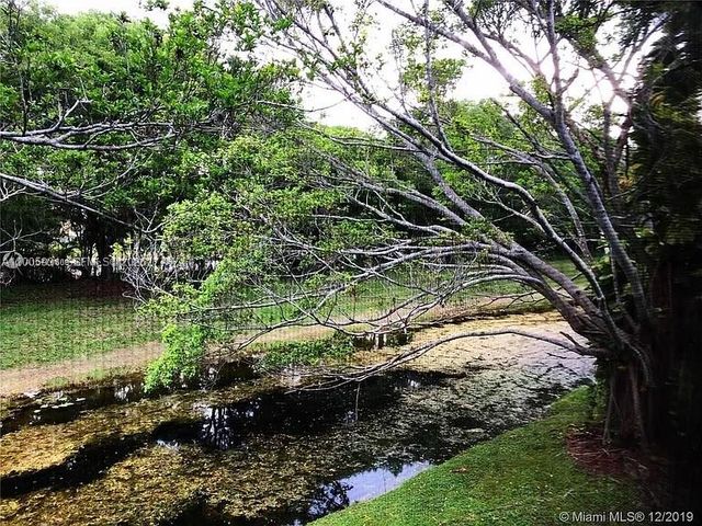 201 Lakeview Drive 204, Weston, FL 33326