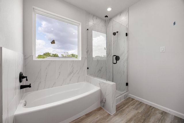 8 Donna Court B, Brookshire, TX 77423