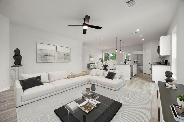 8 Donna Court B, Brookshire, TX 77423