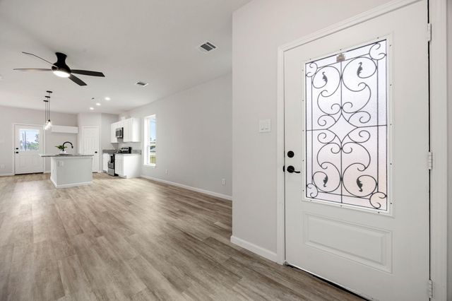 8 Donna Court B, Brookshire, TX 77423