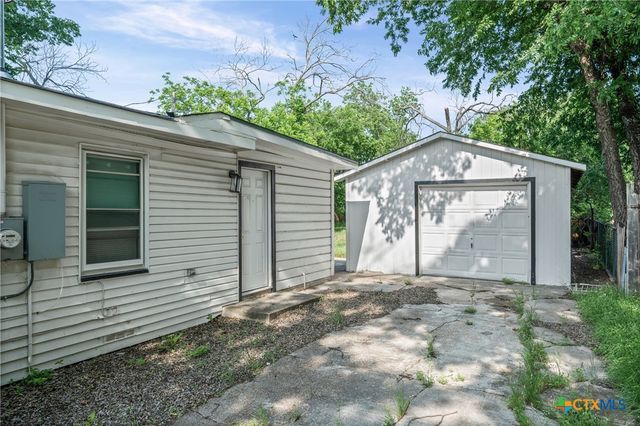 408 Veterans Avenue, Copperas Cove, TX 76522