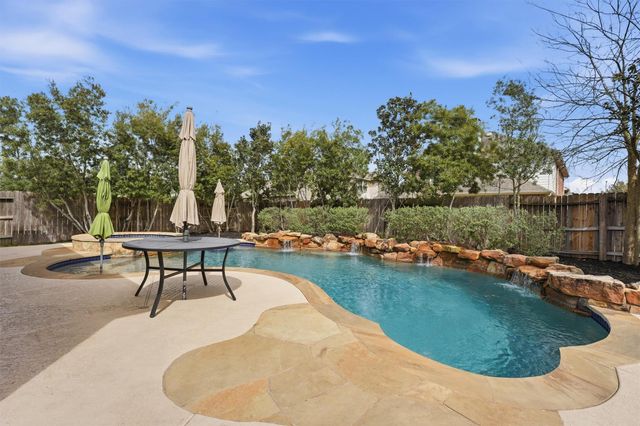 12522 Gable Mills Drive, Cypress, TX 77433