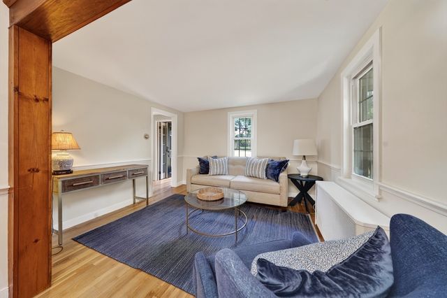 124 Hobart St, Hingham, MA 02043