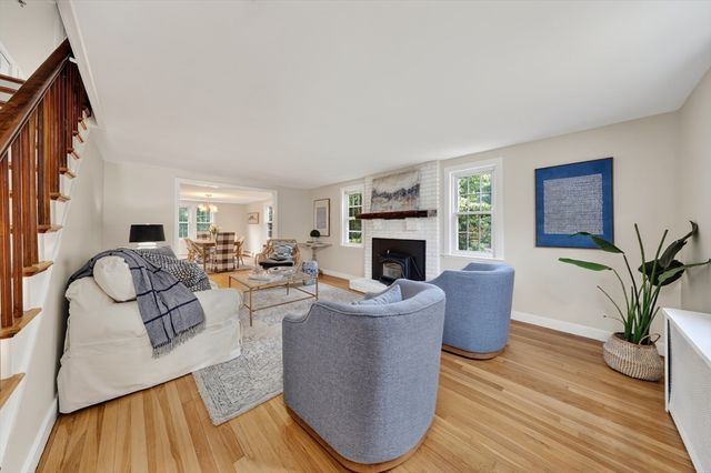124 Hobart St, Hingham, MA 02043
