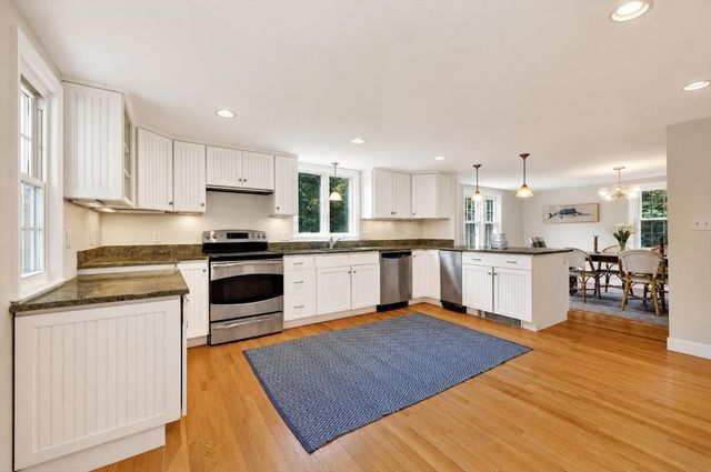 124 Hobart St, Hingham, MA 02043
