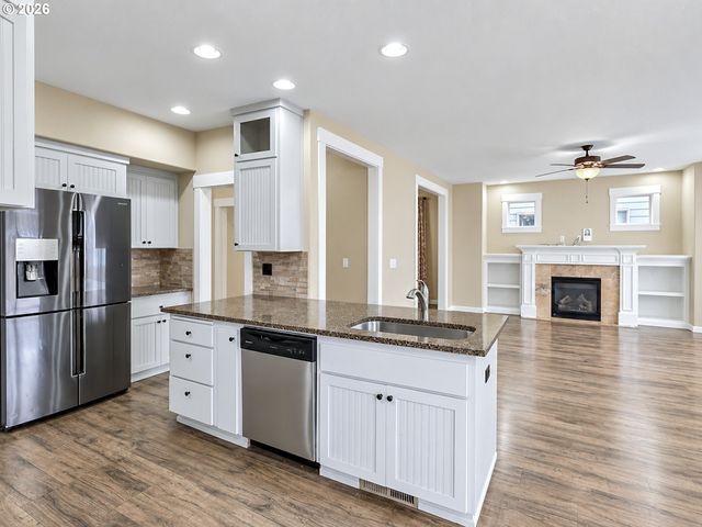 17478 Sw MAX Ct, Beaverton, OR 97078