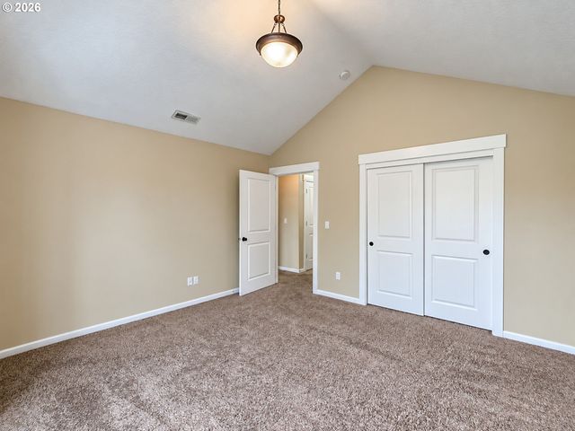 17478 Sw MAX Ct, Beaverton, OR 97078