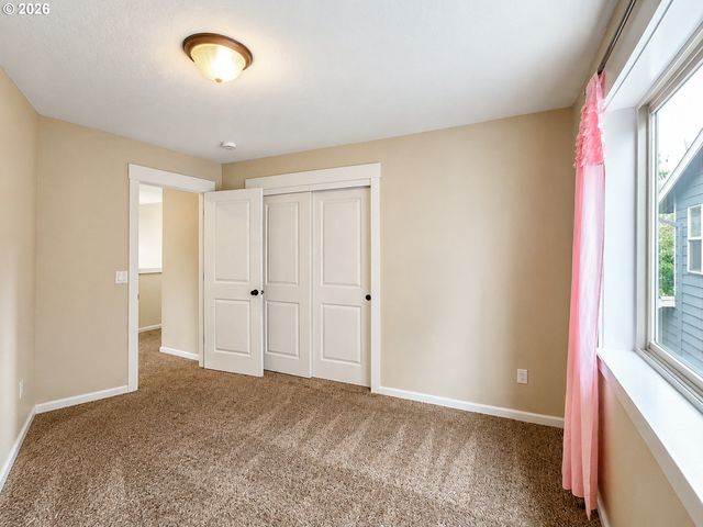 17478 Sw MAX Ct, Beaverton, OR 97078