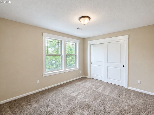 17478 Sw MAX Ct, Beaverton, OR 97078