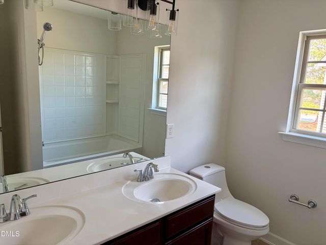 33 W Smoketree Court, Clayton, NC 27527