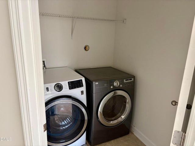 33 W Smoketree Court, Clayton, NC 27527