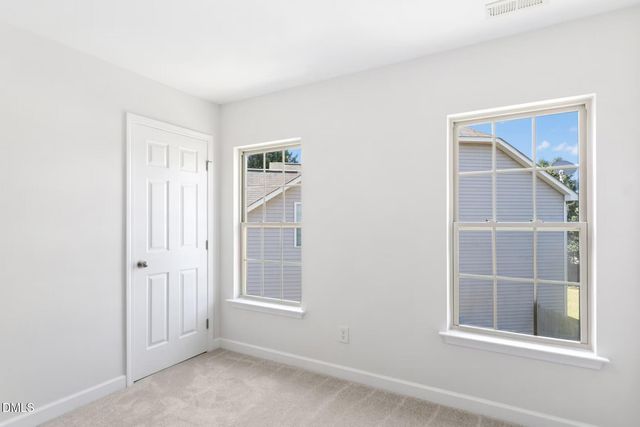 33 W Smoketree Court, Clayton, NC 27527