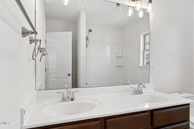33 W Smoketree Court, Clayton, NC 27527