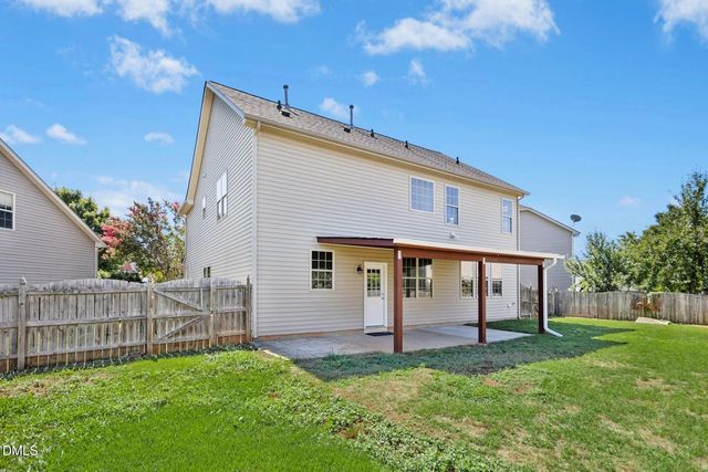 33 W Smoketree Court, Clayton, NC 27527