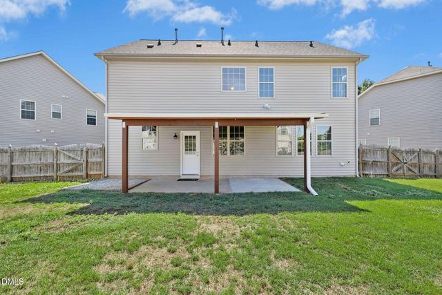 33 W Smoketree Court, Clayton, NC 27527