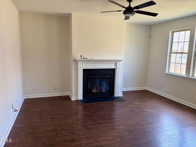 33 W Smoketree Court, Clayton, NC 27527