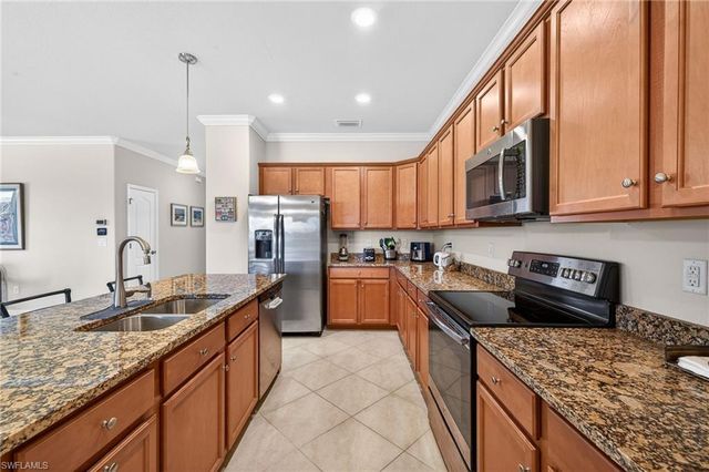 2548 Caslotti WAY, Cape Coral, FL 33909