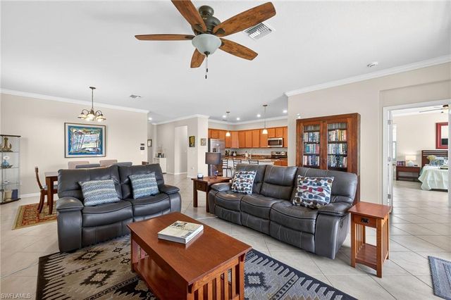 2548 Caslotti WAY, Cape Coral, FL 33909