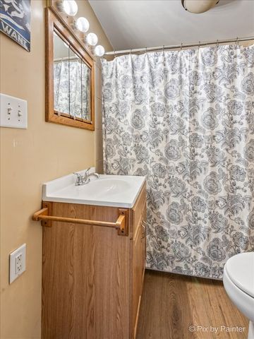 1398 Floresta Vista Lane, Crystal Lake, IL 60014