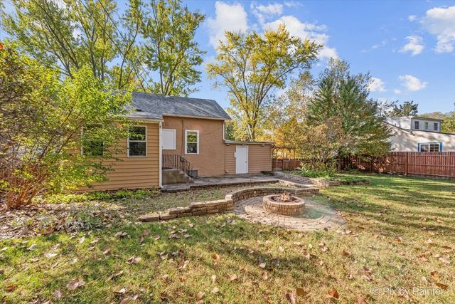 1398 Floresta Vista Lane, Crystal Lake, IL 60014