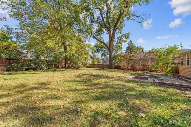 1398 Floresta Vista Lane, Crystal Lake, IL 60014