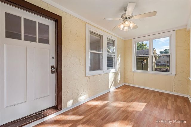 1398 Floresta Vista Lane, Crystal Lake, IL 60014