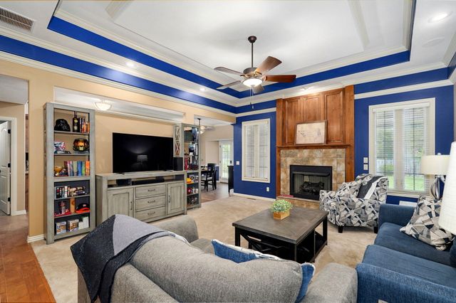3671 West Broadmoor Street, Springfield, MO 65807