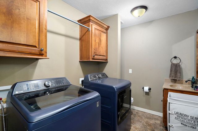 3671 West Broadmoor Street, Springfield, MO 65807