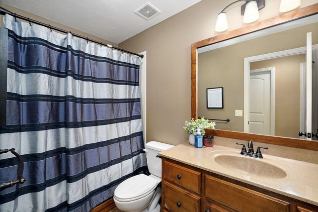 3671 West Broadmoor Street, Springfield, MO 65807