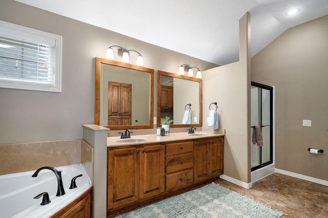 3671 West Broadmoor Street, Springfield, MO 65807