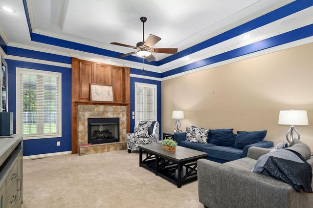3671 West Broadmoor Street, Springfield, MO 65807