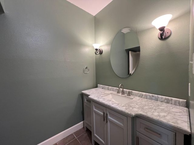 2025 Augusta Drive 807, Houston, TX 77057
