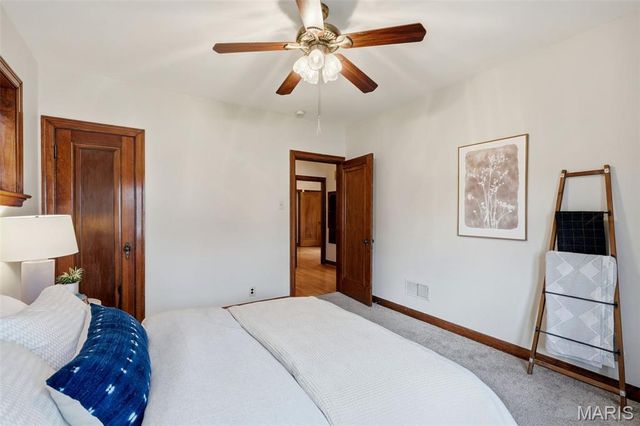 6341 Bancroft Avenue, St Louis, MO 63109