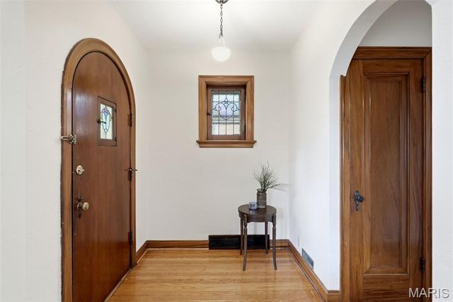 6341 Bancroft Avenue, St Louis, MO 63109