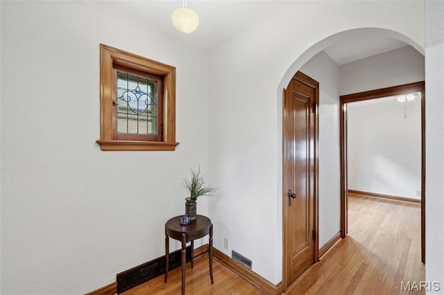 6341 Bancroft Avenue, St Louis, MO 63109