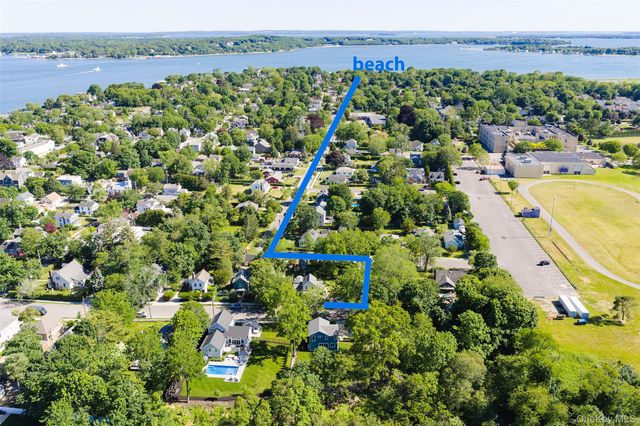 550 Madison Avenue, Greenport, NY 11944