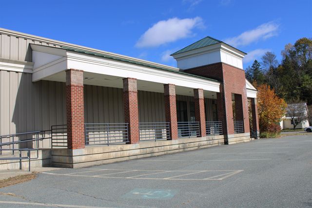 469 Broad Street, Lyndon, VT 05851