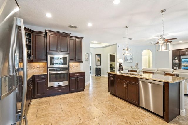 3684 CHANDLER ESTATES DRIVE, Apopka, FL 32712