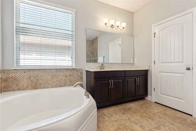 3684 CHANDLER ESTATES DRIVE, Apopka, FL 32712