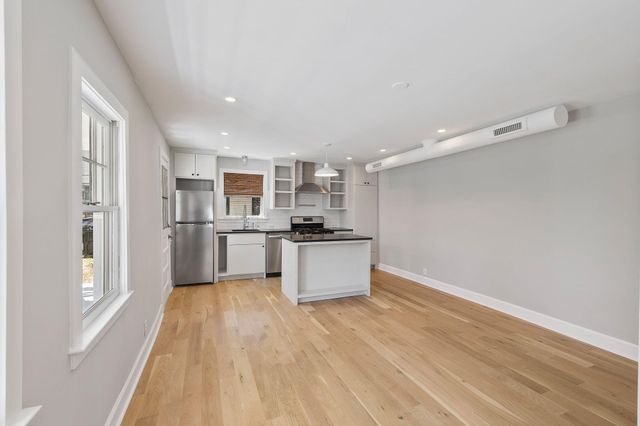 271 Coming Street, Charleston, SC 29403